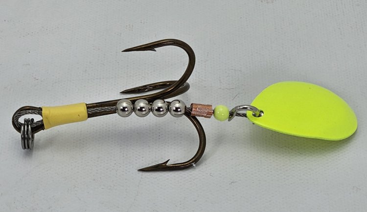NOISEMAKER Mustad 6/0
